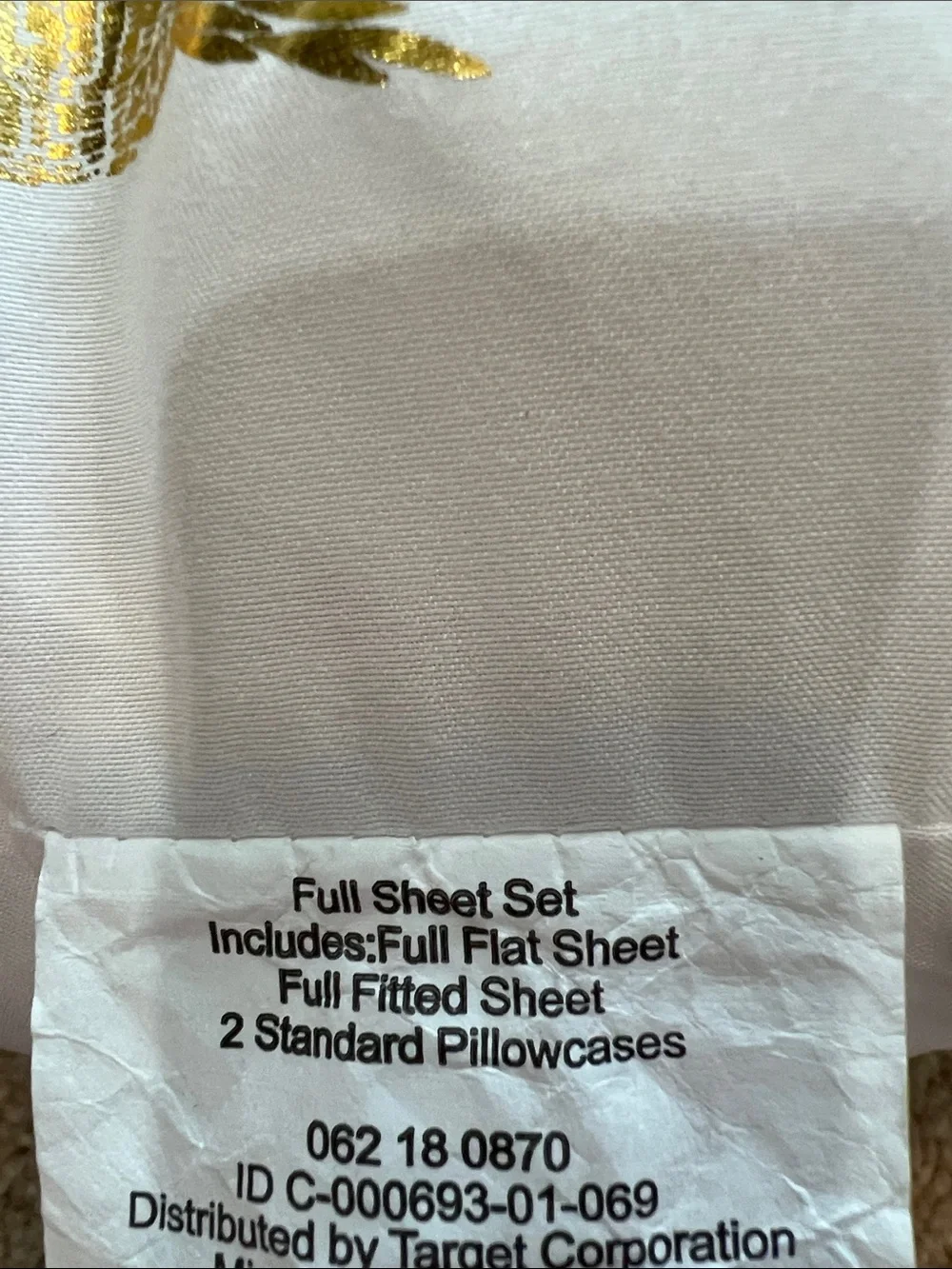 Target White Full Size Sheet Set with Metallic Gold Pineapple Pattern